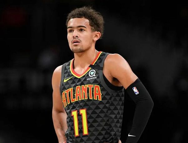 图赫尔：贝林厄姆被换下时很沮丧？因为他有一张黄牌（图赫尔解释贝林厄姆被换不悦：因已身背黄牌）