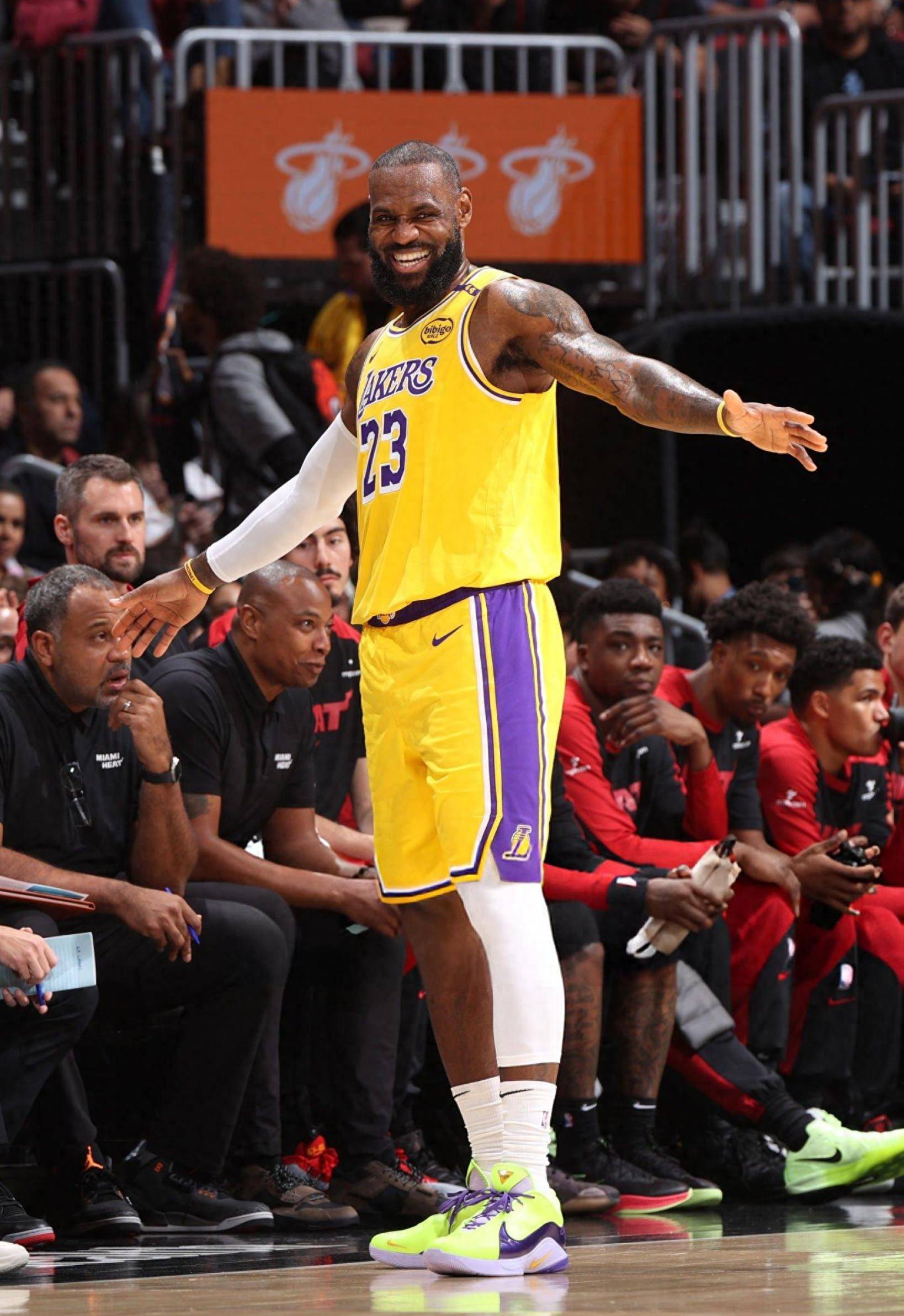 孔帕尼：我不想看到“孔帕尼足球”，我想看到拜仁的风格（孔帕尼：拒绝“孔帕尼足球”标签，目标是拜仁风格）