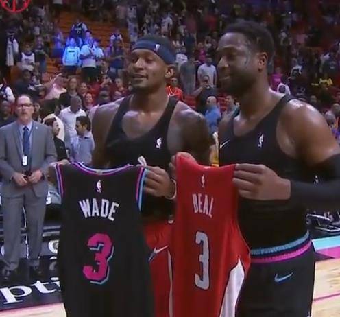 上演大四喜斩获金靴，法比奥当选中超官方第30轮最佳球员（法比奥独中四元加冕金靴，荣膺中超第30轮官方最佳球员）