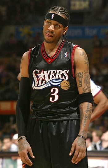 英超半场：卡什禁区后点抽射破门，维拉暂1-0阿森纳（英超半场：卡什后点抽射得手，维拉暂以1-0领先阿森纳）