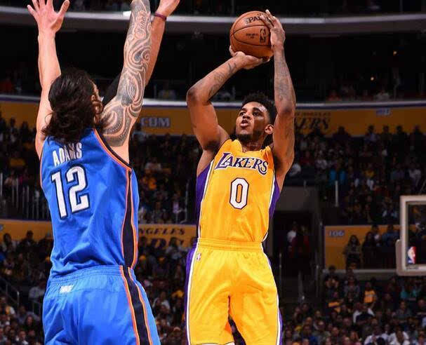 半场战报：维罗纳0-1帕尔马，马特奥-佩莱格里诺破门（半场简报：帕尔马1-0领先维罗纳，马特奥-佩莱格里诺建功）