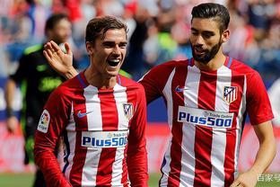 图片报：多特蒙德连伤两主力后卫，预计面临数周缺阵（图片报称，多特蒙德两名主力后卫先后受伤，预计将缺阵数周）