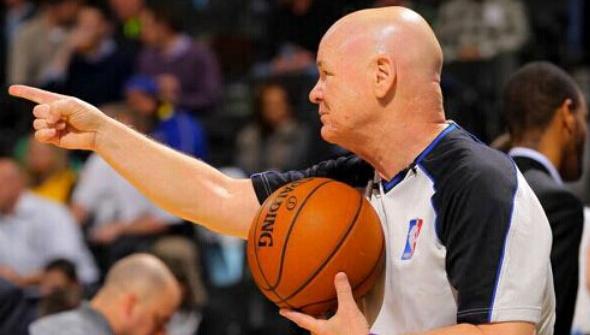 体操新星斩获五金 赛艇健儿破浪夺魁“东莞飞人”卫冕落泪（体操新秀豪取五金 赛艇桨手乘风折桂“东莞飞人”卫冕泪洒赛场）