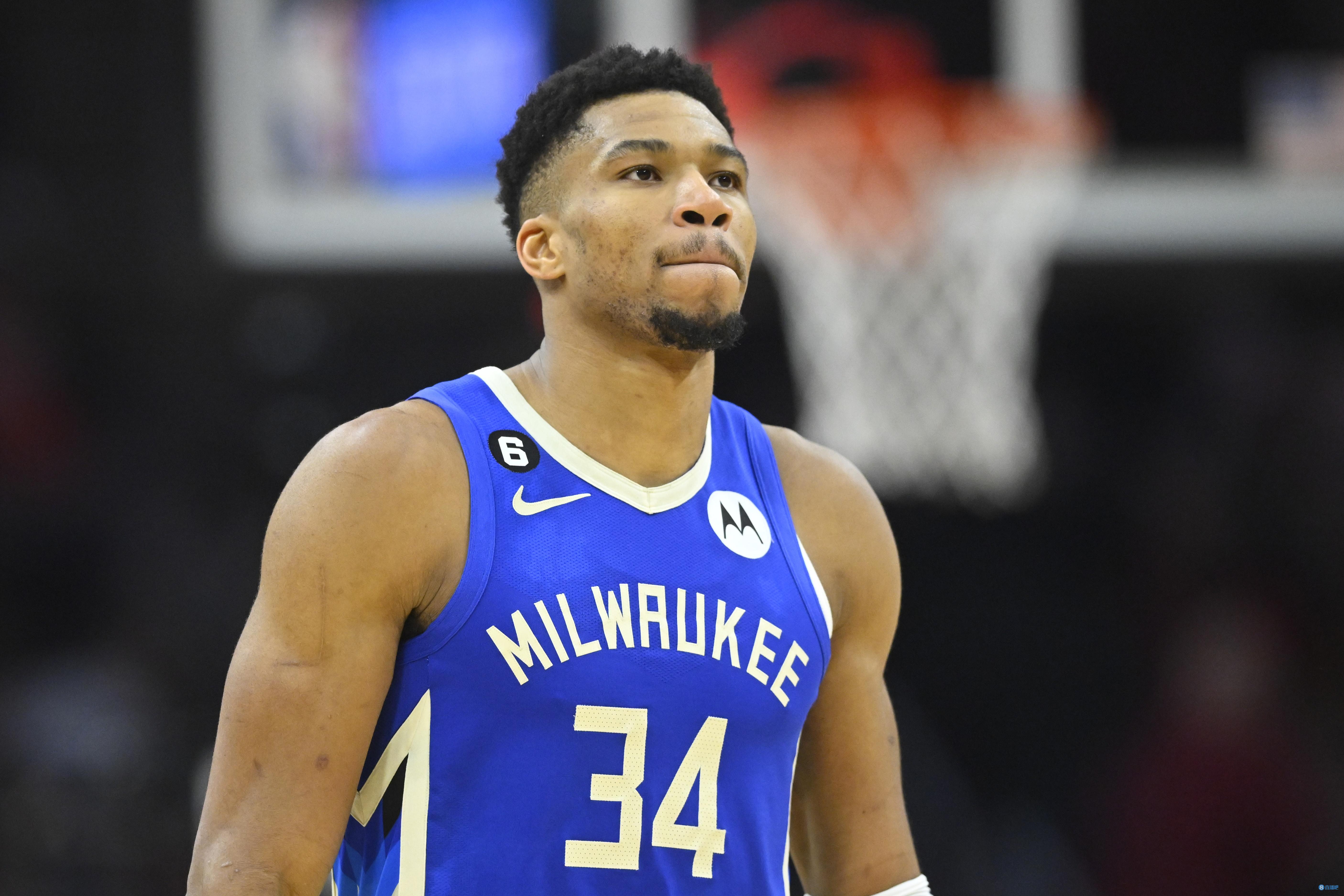 日职乙战报：格拉卡、松原后破门，磐田喜悦2-1战胜鸟栖砂岩（日乙赛况：格拉卡与松原末段建功，磐田喜悦2-1击败鸟栖砂岩）