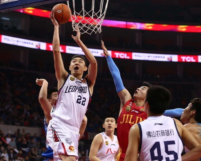 上海队经过 上海队经过